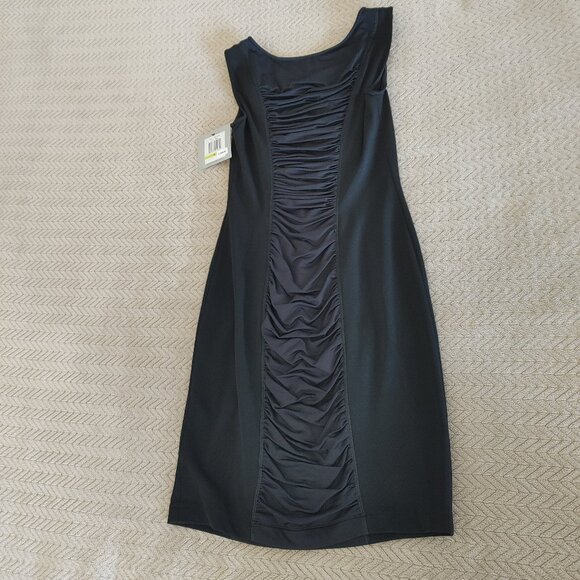 Fabulous Little Black Dress in Size 4 - Marc New York Andrew Marc - NWT - Picture 15 of 16